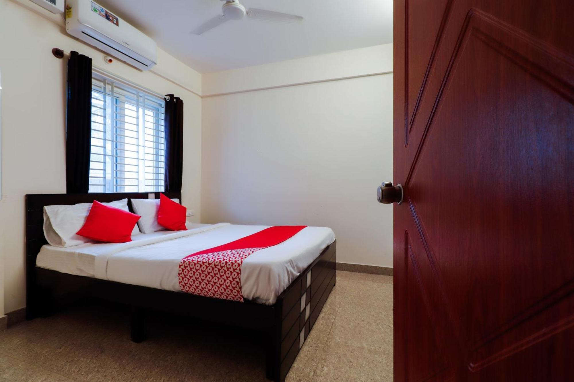 Hotel Super Gn Collection O Near Rajajinagar Industrial Estate Bangalore Exterior foto
