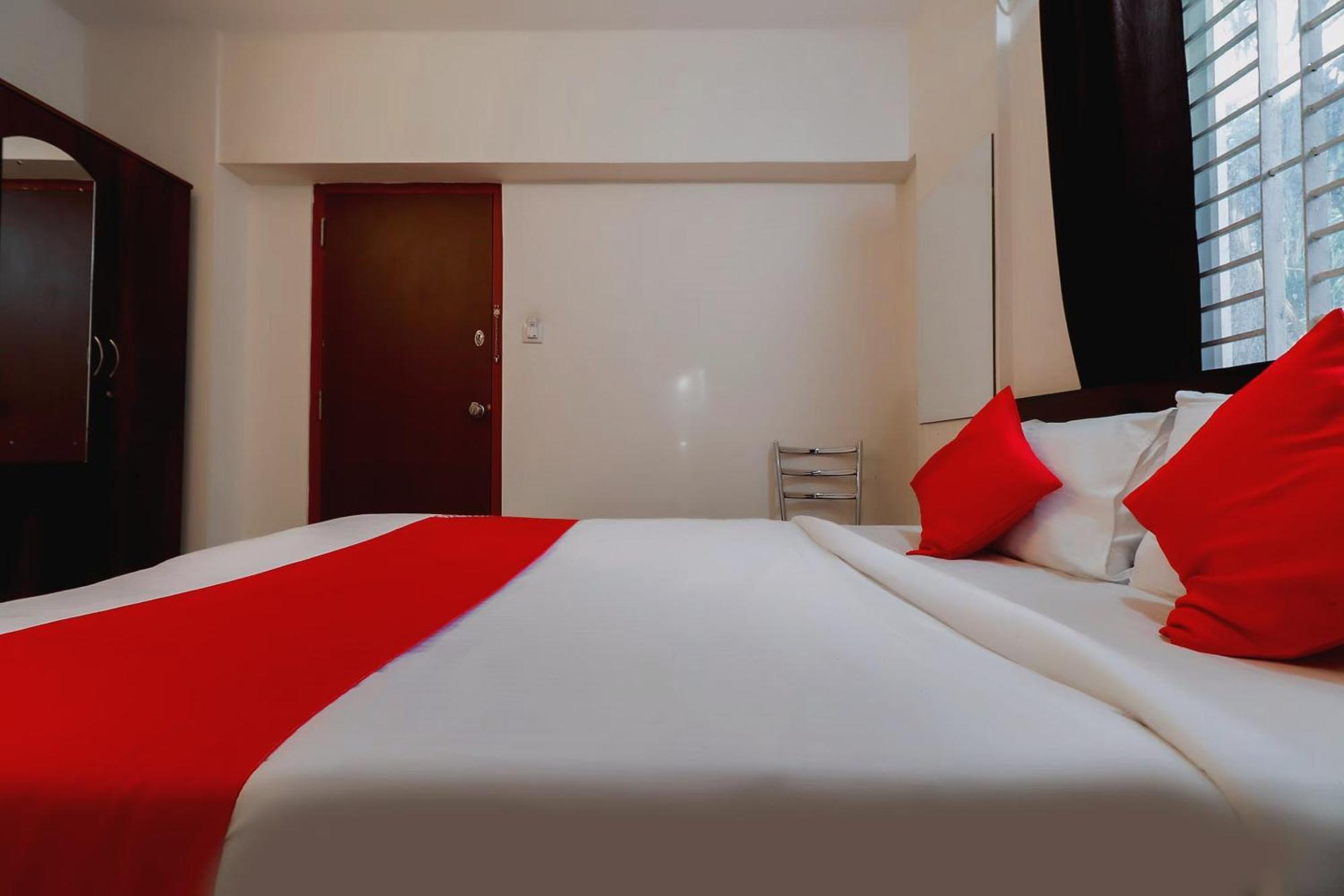 Hotel Super Gn Collection O Near Rajajinagar Industrial Estate Bangalore Exterior foto