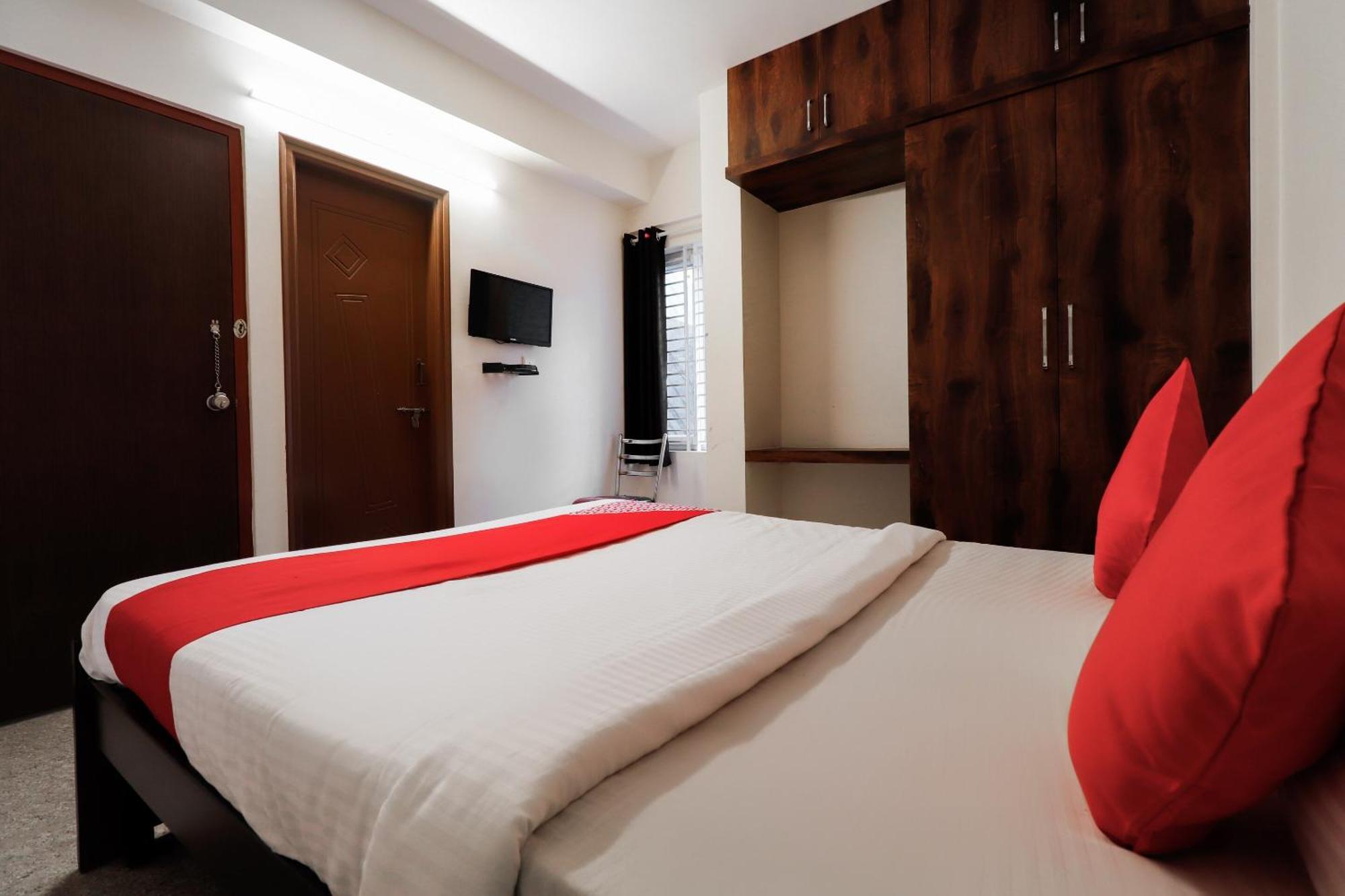 Hotel Super Gn Collection O Near Rajajinagar Industrial Estate Bangalore Exterior foto